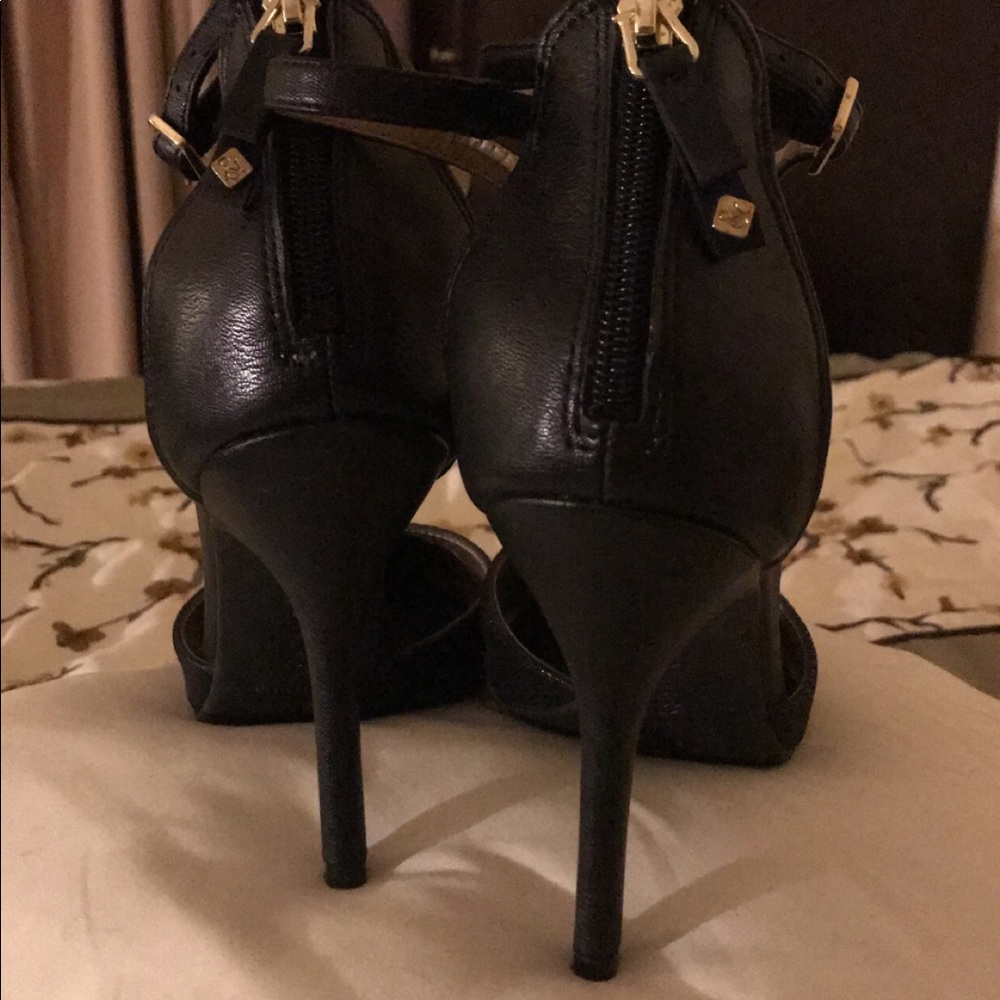 Sam & Libby pumps
